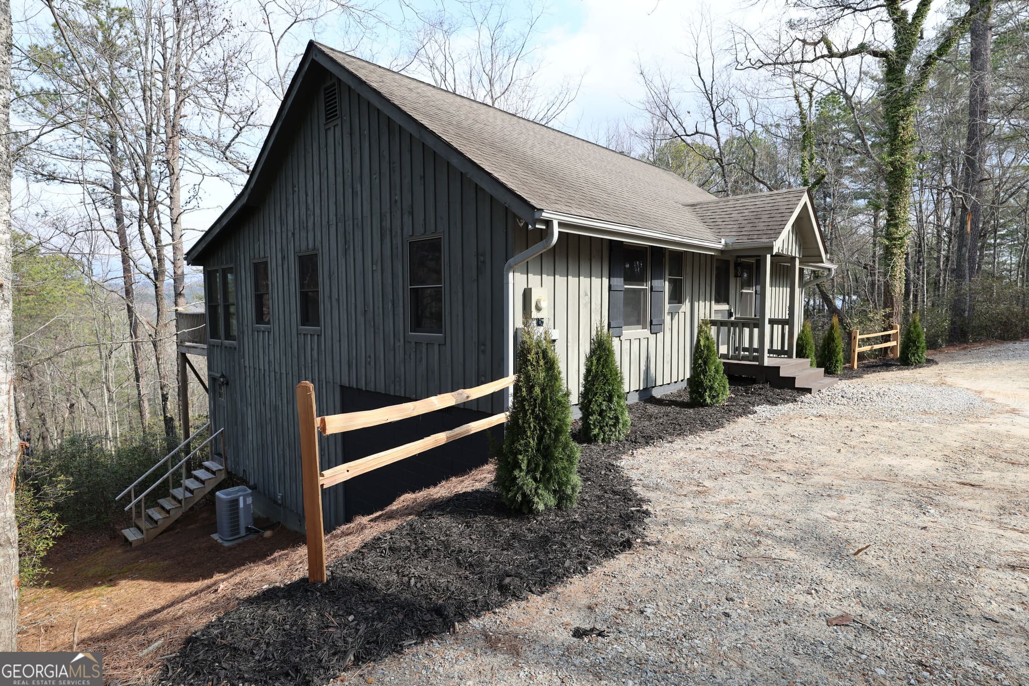 3 bedroom, 3 bathroom, 1,653 sq ft cabin,single family residence for sale at 505 Long Mountain Drive, Lakemont, GA 30552