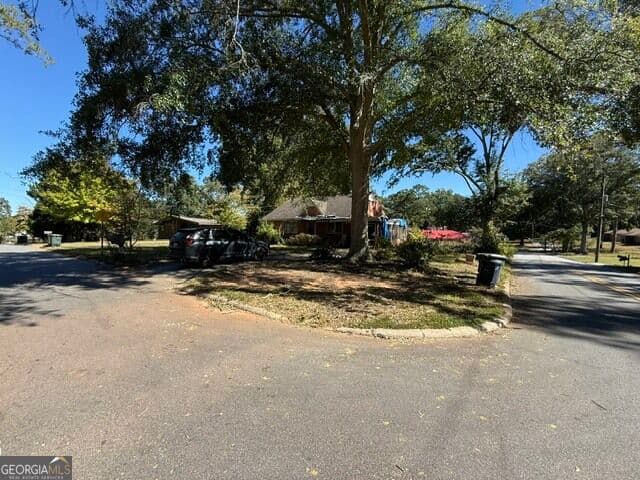 2 bedroom, 2 bathroom, 1,550 sq ft single family residence for sale at 308 Cherokee Circle, Griffin, GA 30224 — photo 6