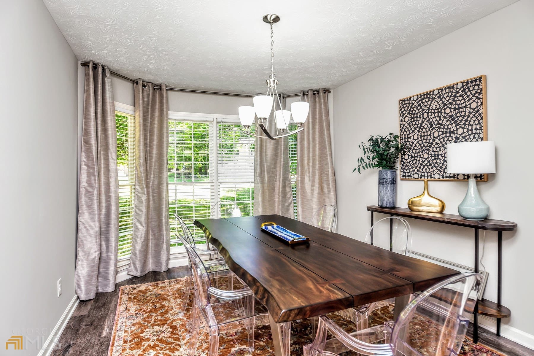 3 bedroom, 2 bathroom, 100 sq ft single family residence for rent at 285 Arbor Way, Dallas, GA 30157 for $4,500 a month — photo 3