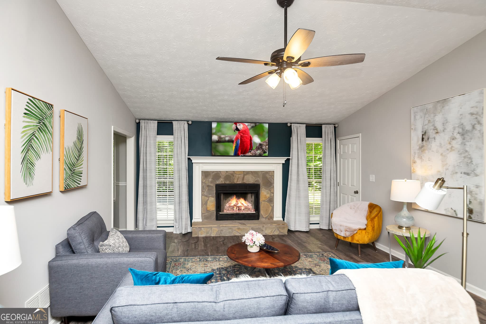 3 bedroom, 2 bathroom, 100 sq ft single family residence for rent at 285 Arbor Way, Dallas, GA 30157 for $4,500 a month — photo 1 of 26