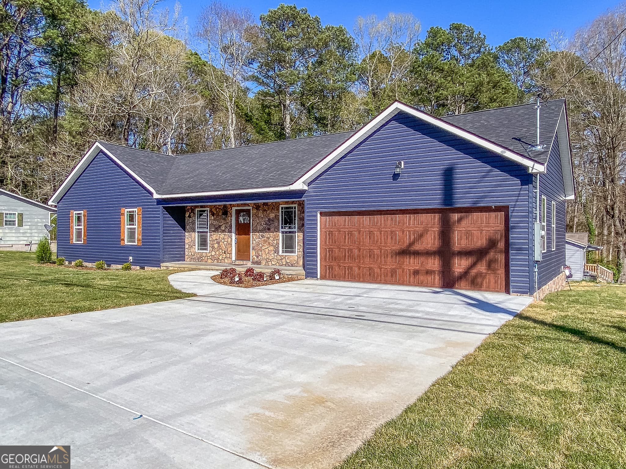 3 bedroom, 2 bathroom, 1,531 sq ft single family residence sold at 302 N Duke Street, Lafayette, GA 30728