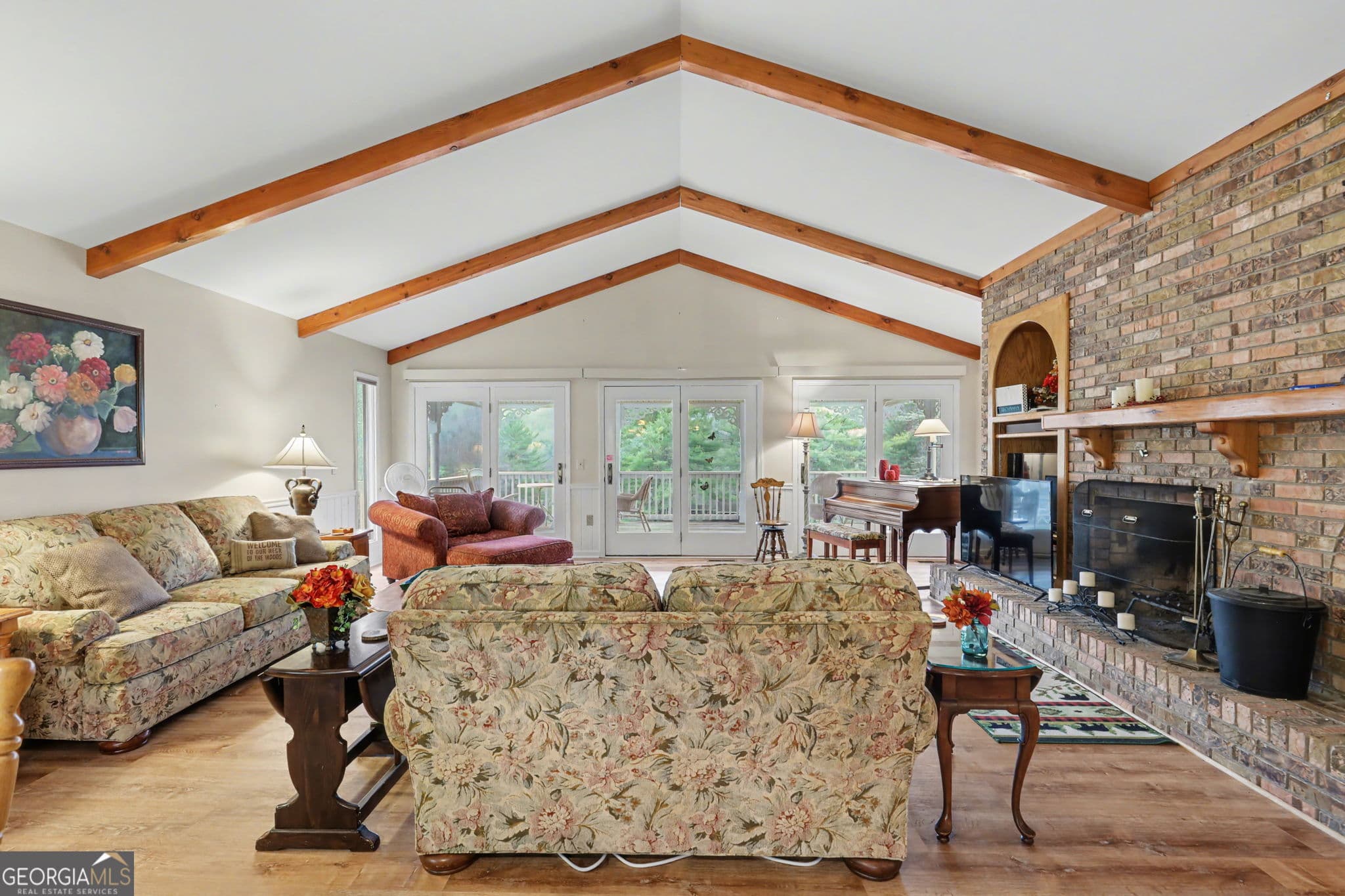 4 bedroom, 5.5 bathroom, 3,923 sq ft single family residence for sale at 70 Fairway Lane, Sky Valley, GA 30537 — photo 7