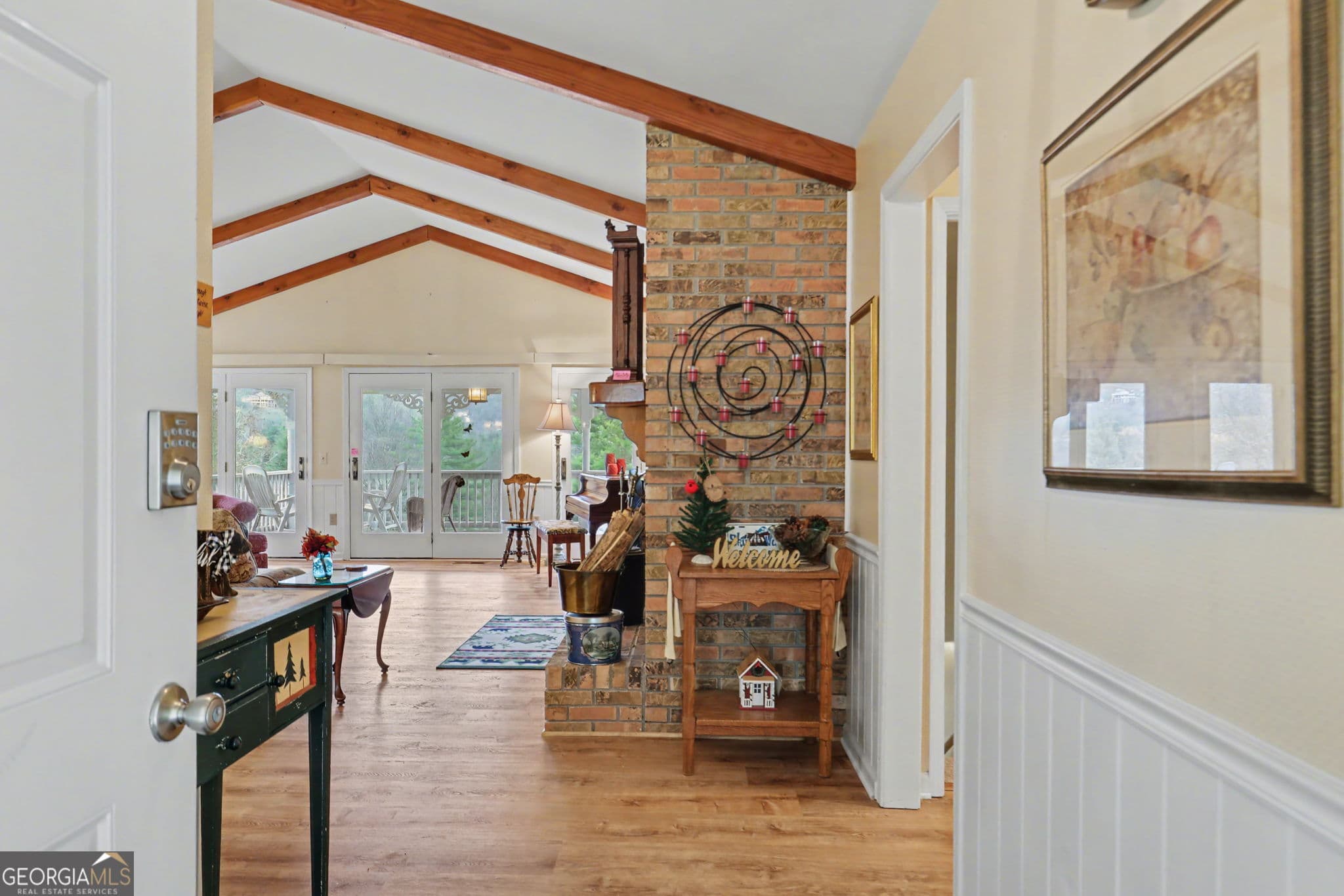 4 bedroom, 5.5 bathroom, 3,923 sq ft single family residence for sale at 70 Fairway Lane, Sky Valley, GA 30537 — photo 5