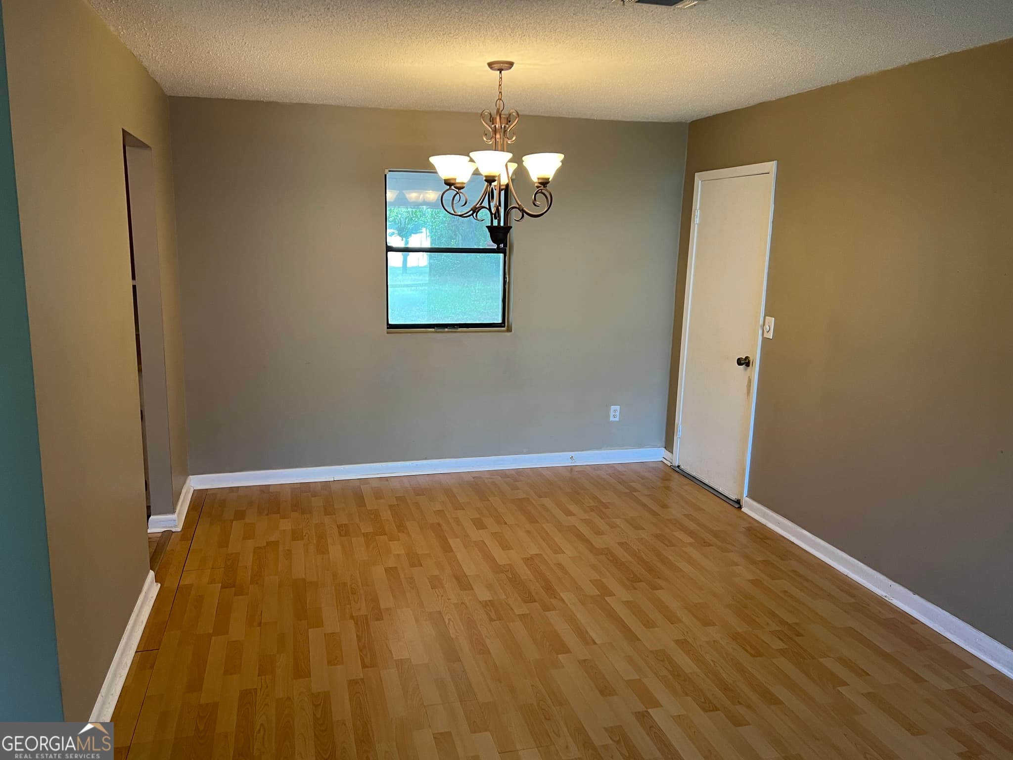 3 bedroom, 2 bathroom, 1,312 sq ft single family residence for rent at 203 Courtney Place, St. Marys, GA 31558 for $1,700 a month — photo 5