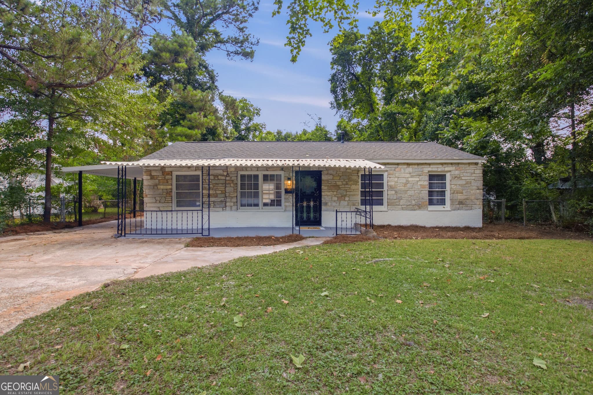 3 bedroom, 1 bathroom, 1,008 sq ft single family residence under contract at 1510 Winshire Street, Columbus, GA 31903