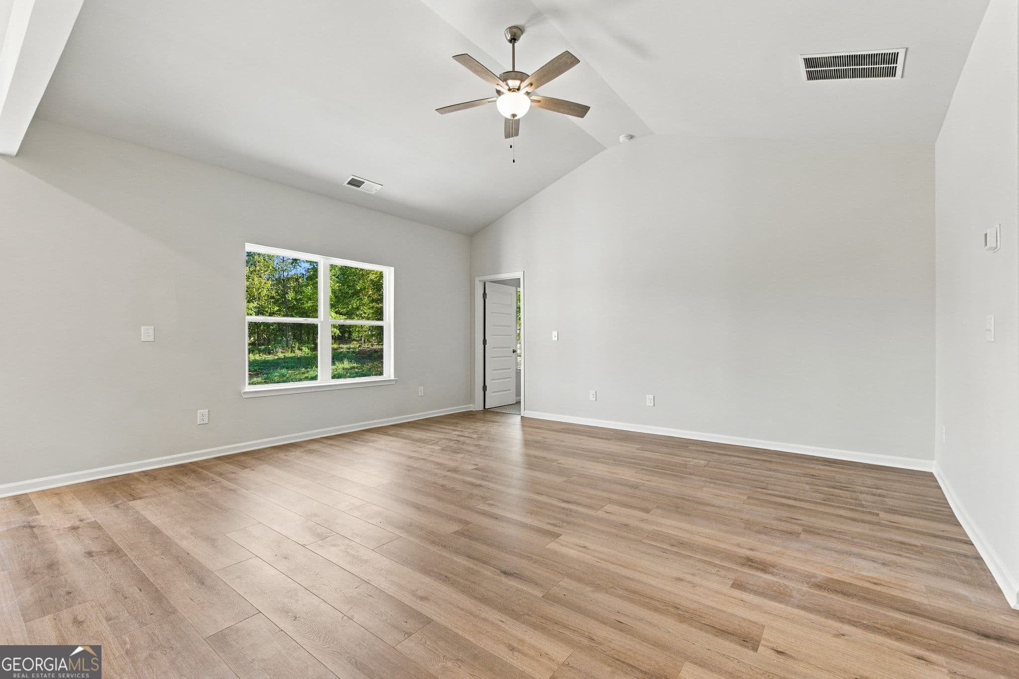 4 bedroom, 3 bathroom, 2,339 sq ft single family residence for sale at 349 Andrews Mill Road, Greenville, GA 30222 — photo 6