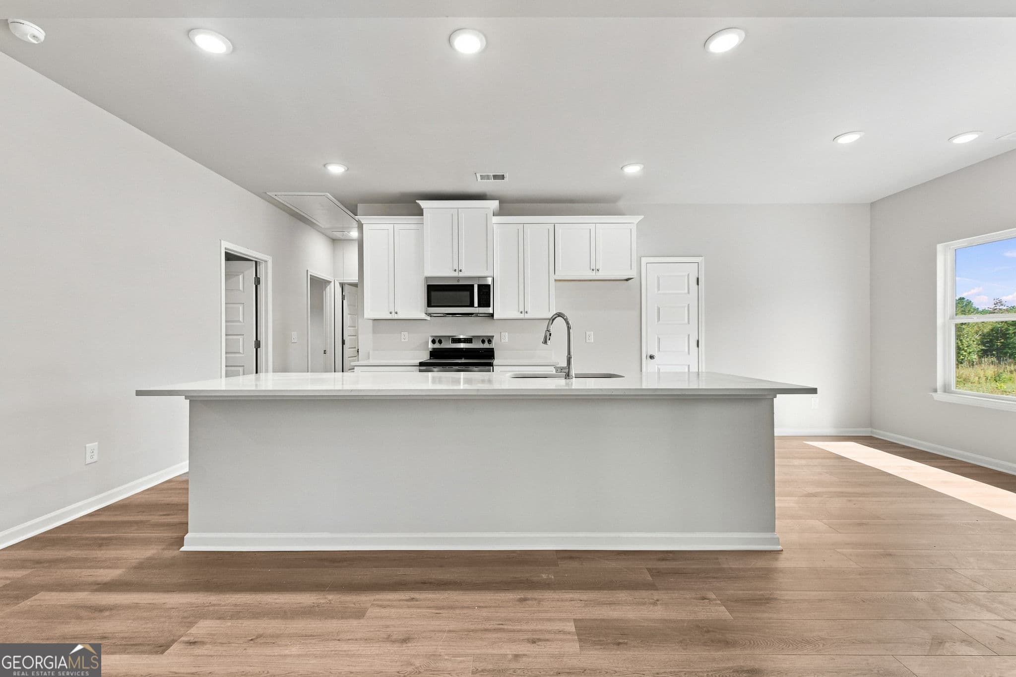 4 bedroom, 3 bathroom, 2,339 sq ft single family residence for sale at 349 Andrews Mill Road, Greenville, GA 30222 — photo 9