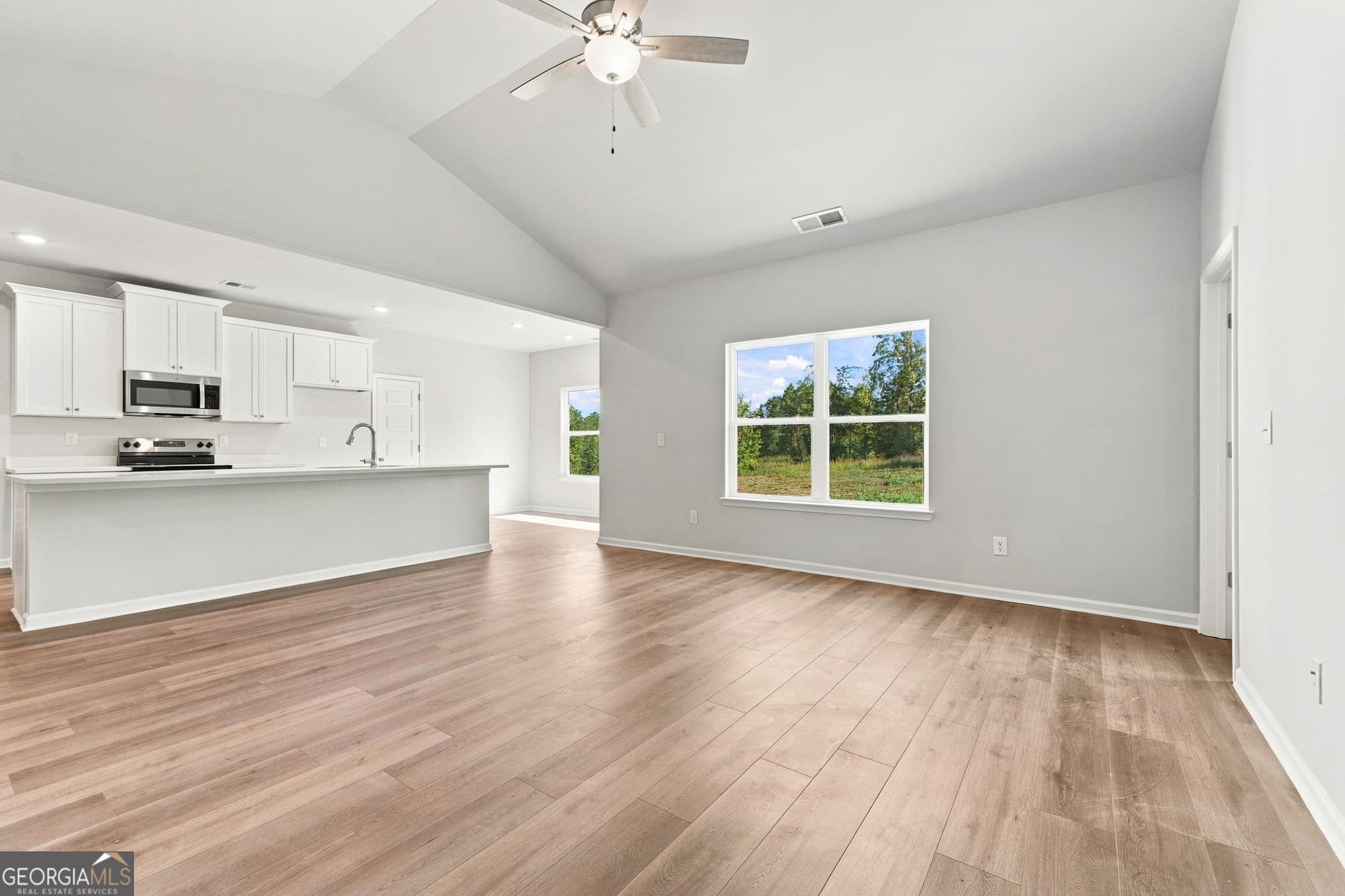 4 bedroom, 3 bathroom, 2,339 sq ft single family residence for sale at 349 Andrews Mill Road, Greenville, GA 30222 — photo 8