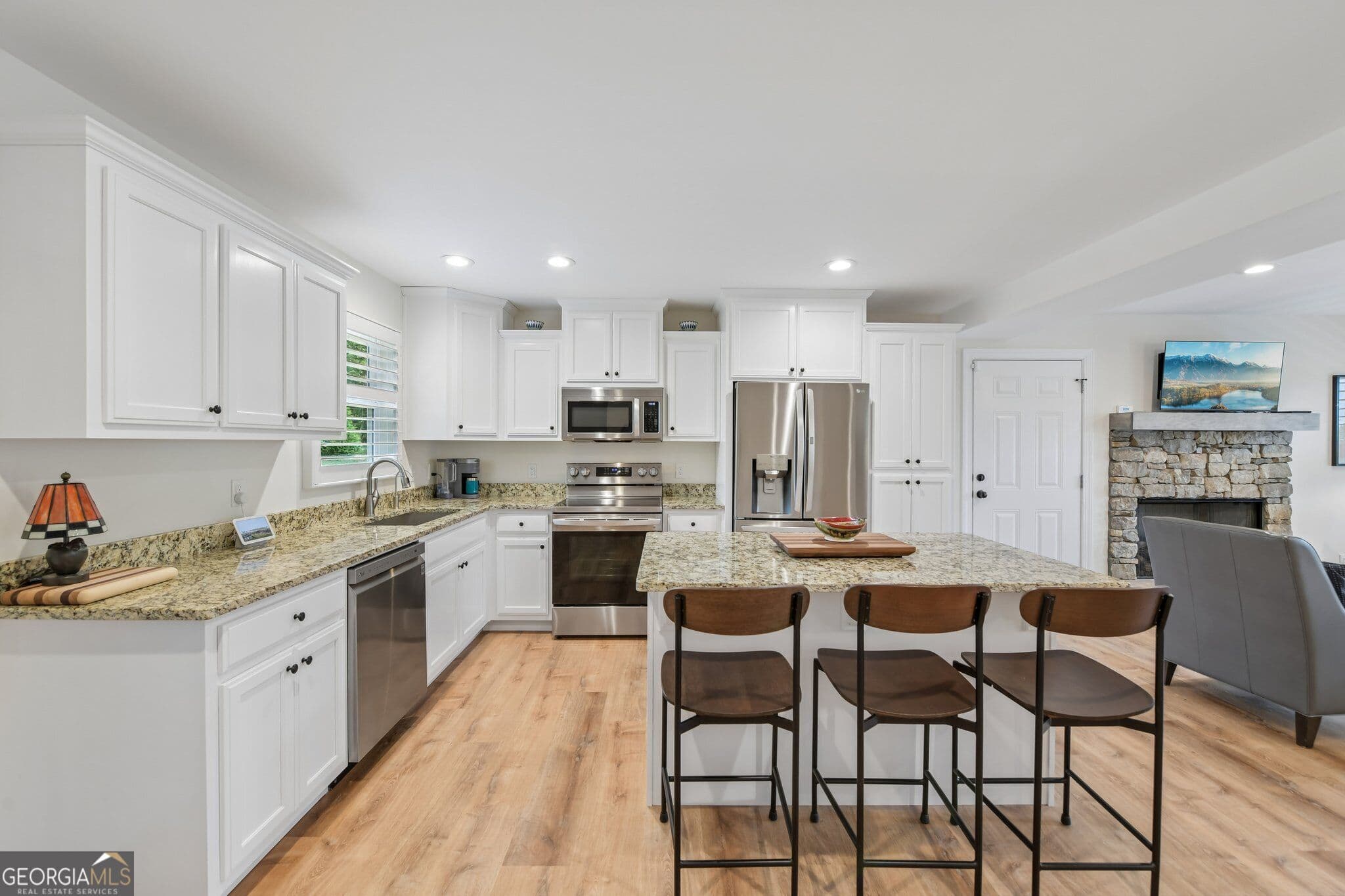 3 bedroom, 2.5 bathroom, 1,800 sq ft single family residence for sale at 30 Silas Road, Dahlonega, GA 30533 — photo 10