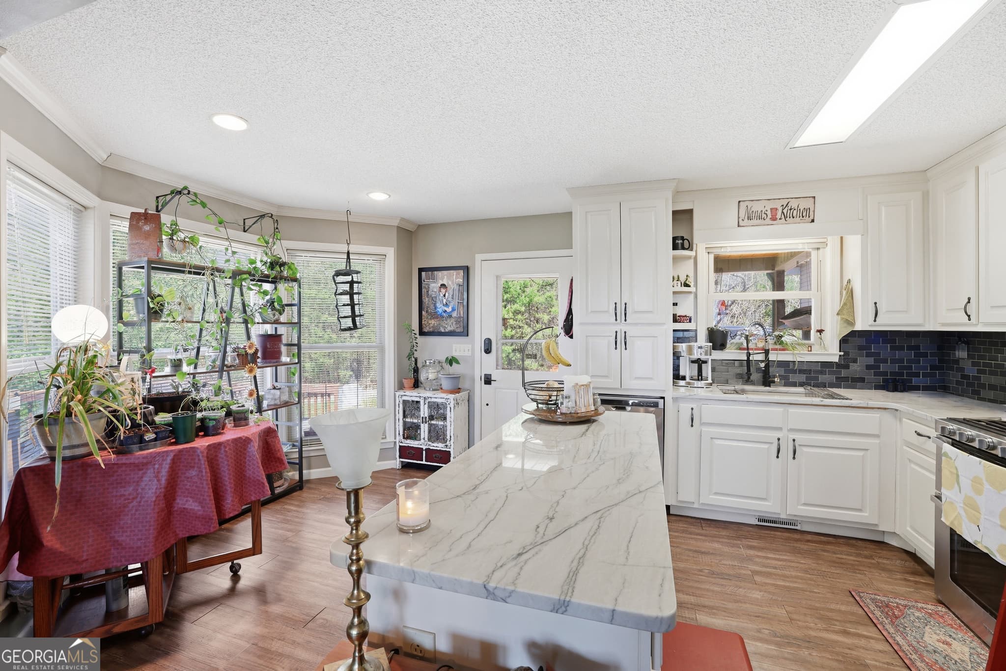 3 bedroom, 2 bathroom, 2,200 sq ft single family residence for sale at 378 Matadore Vista, Sautee Nacoochee, GA 30571 — photo 4