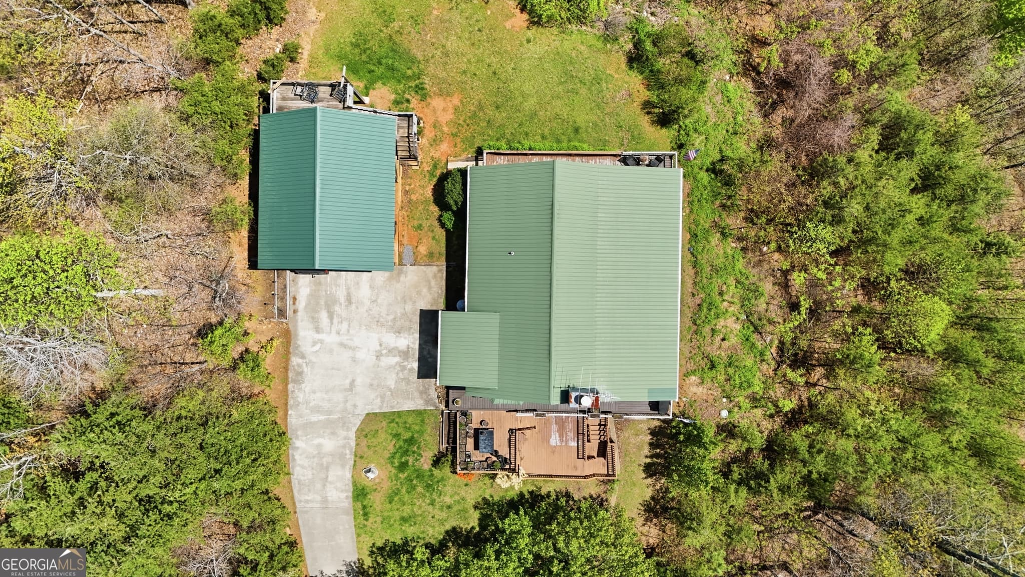 3 bedroom, 2 bathroom, 2,200 sq ft single family residence for sale at 378 Matadore Vista, Sautee Nacoochee, GA 30571 — photo 8