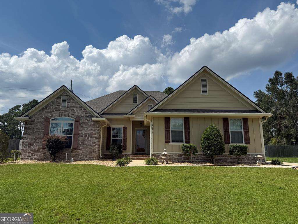 4 bedroom, 2 bathroom, 1,863 sq ft single family residence sold at 4701 Forrest Oak Lane, Lake Park, GA 31636
