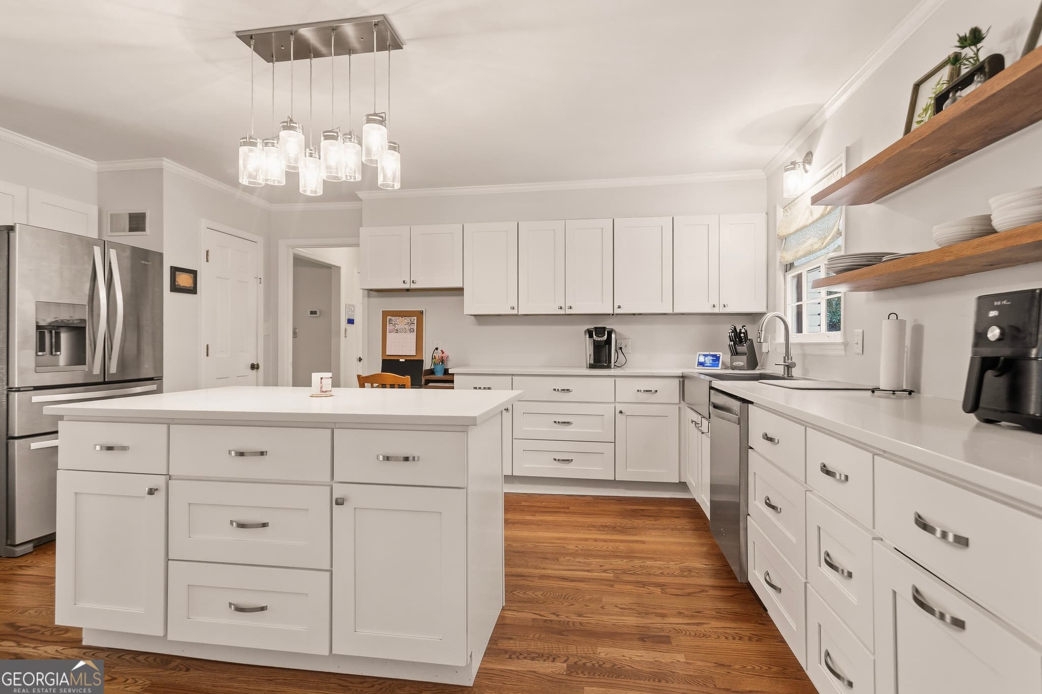 4 bedroom, 3 bathroom, 2,744 sq ft single family residence for sale at 38 Sherwood Drive, Newnan, GA 30263 — photo 7