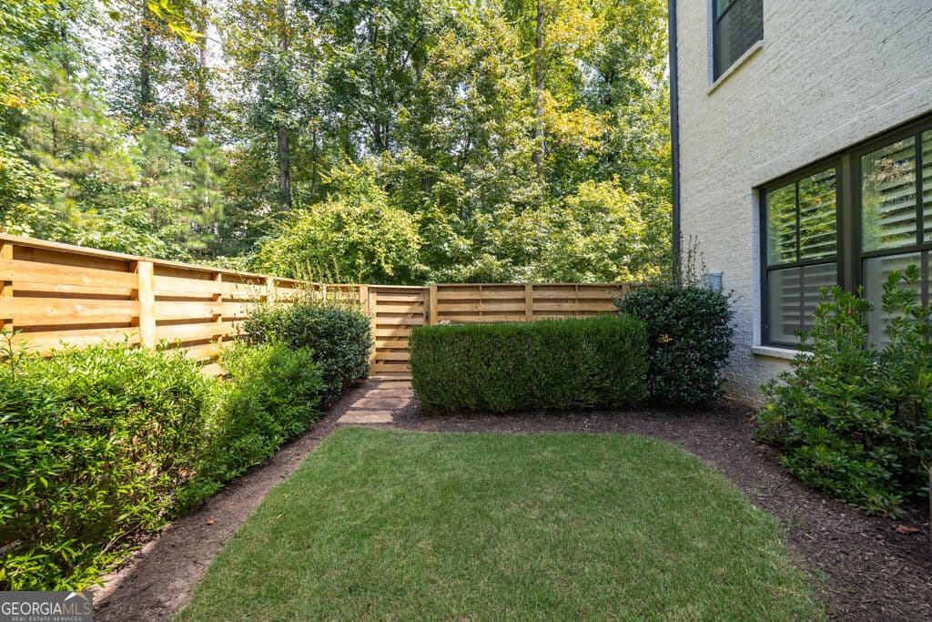 3 bedroom, 3.5 bathroom, 3,785 sq ft townhouse for rent at 300 Sonatina Terrace, Alpharetta, GA 30009 for $5,000 a month — photo 2
