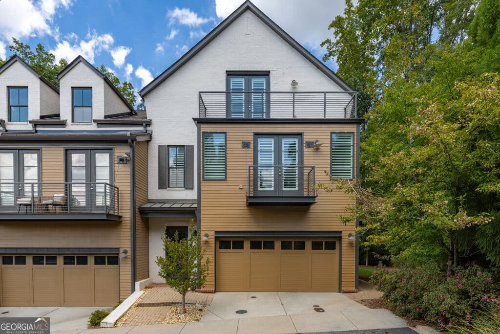 3 bedroom, 3.5 bathroom, 3,785 sq ft townhouse for rent at 300 Sonatina Terrace, Alpharetta, GA 30009 for $5,000 a month — photo 1 of 87