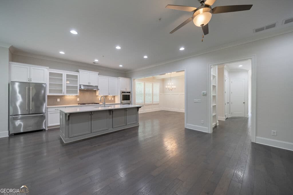 3 bedroom, 3.5 bathroom, 3,785 sq ft townhouse for rent at 300 Sonatina Terrace, Alpharetta, GA 30009 for $5,000 a month — photo 9