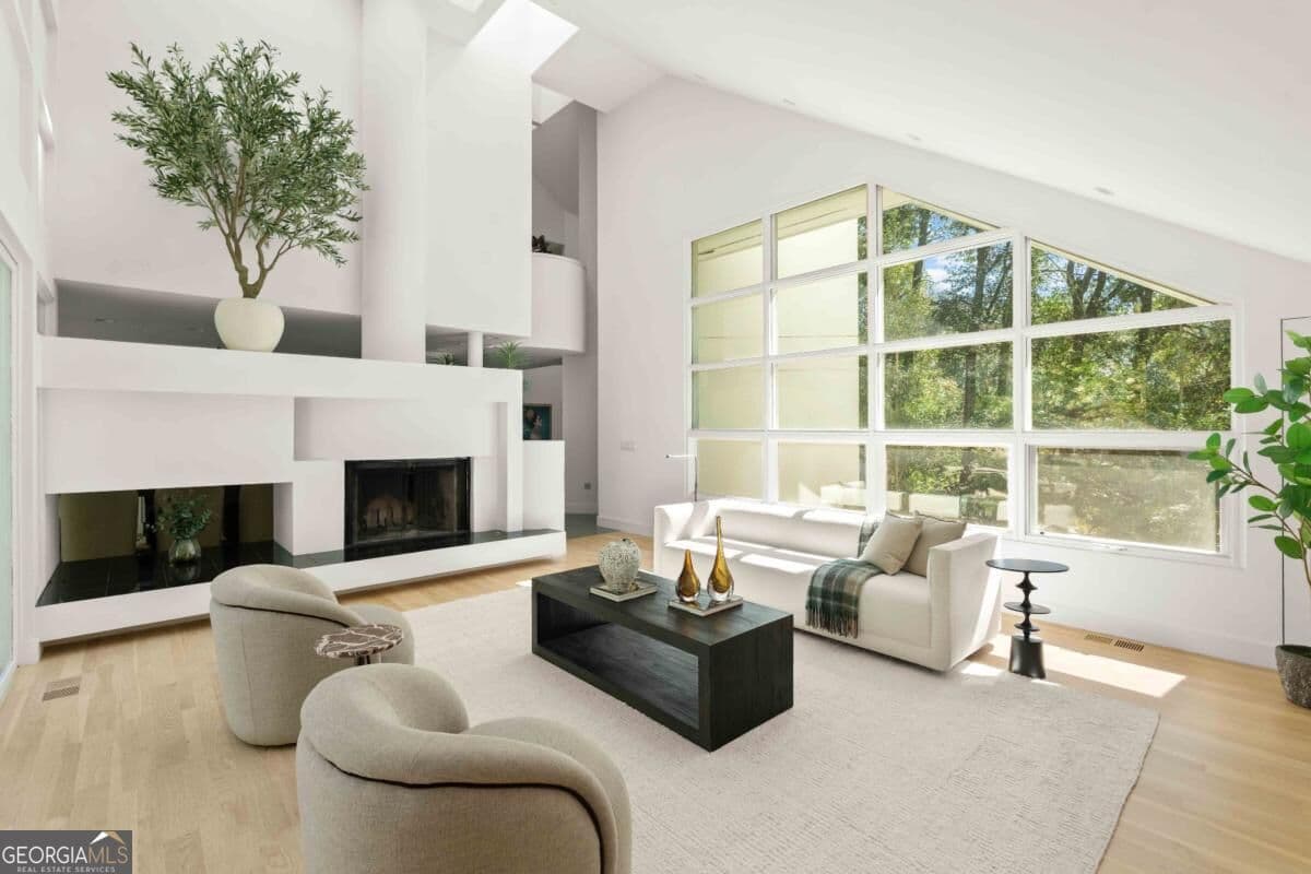 4 bedroom, 5 bathroom single family residence for sale at 423 Hillside Drive, Atlanta, GA 30342 — photo 3