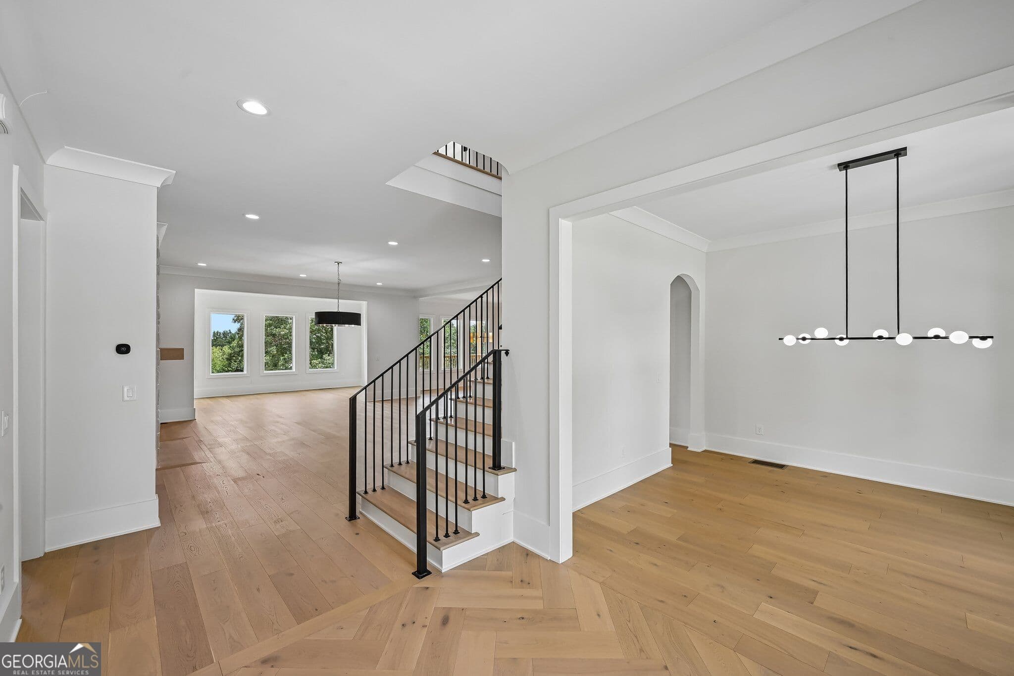 5 bedroom, 5.5 bathroom, 5,782 sq ft single family residence for sale at 3263 N Bogan Road, Buford, GA 30519 — photo 3
