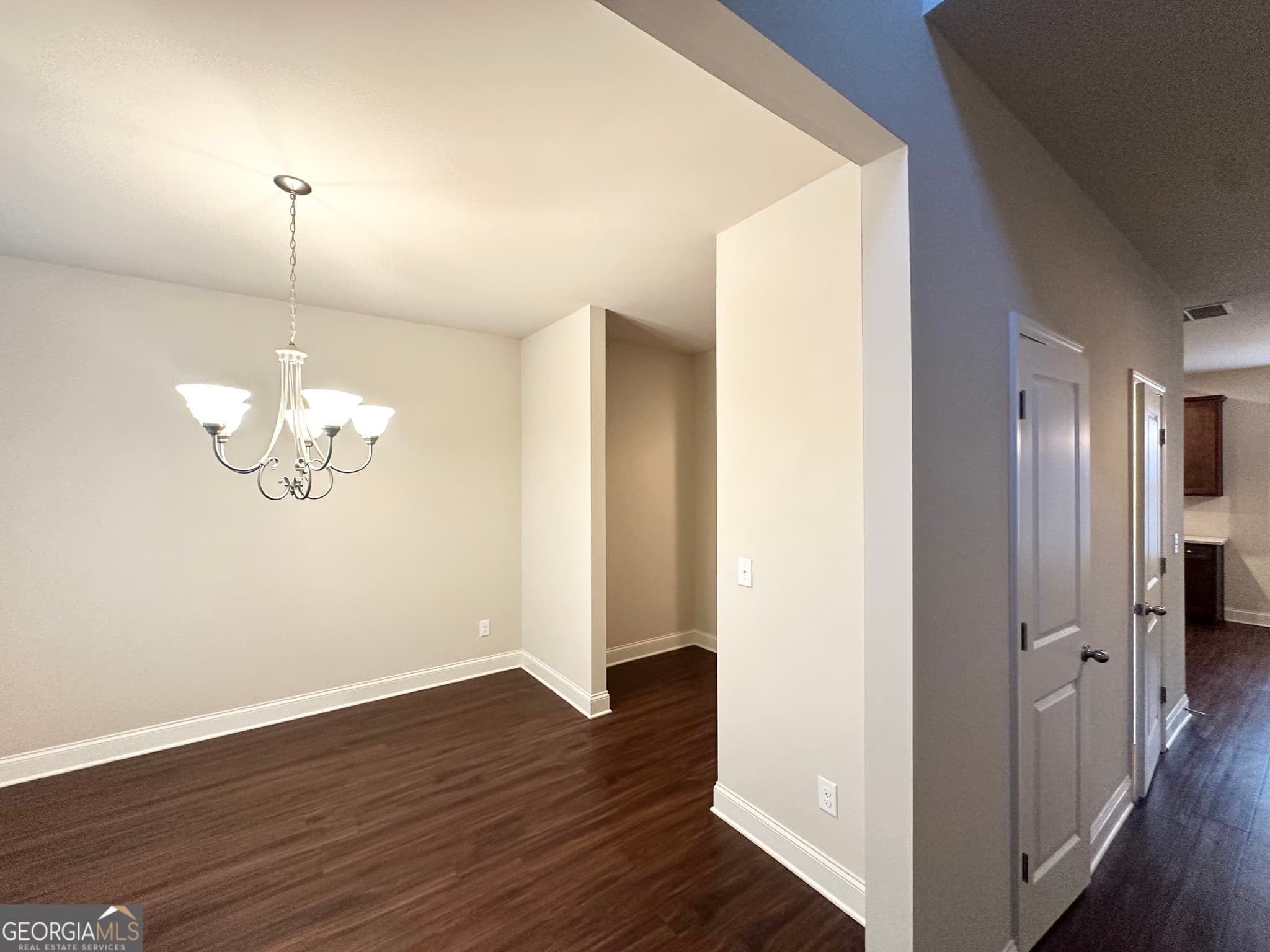 4 bedroom, 2.5 bathroom, 2,301 sq ft single family residence for sale at 138 Donegal Way, Dallas, GA 30132 — photo 2