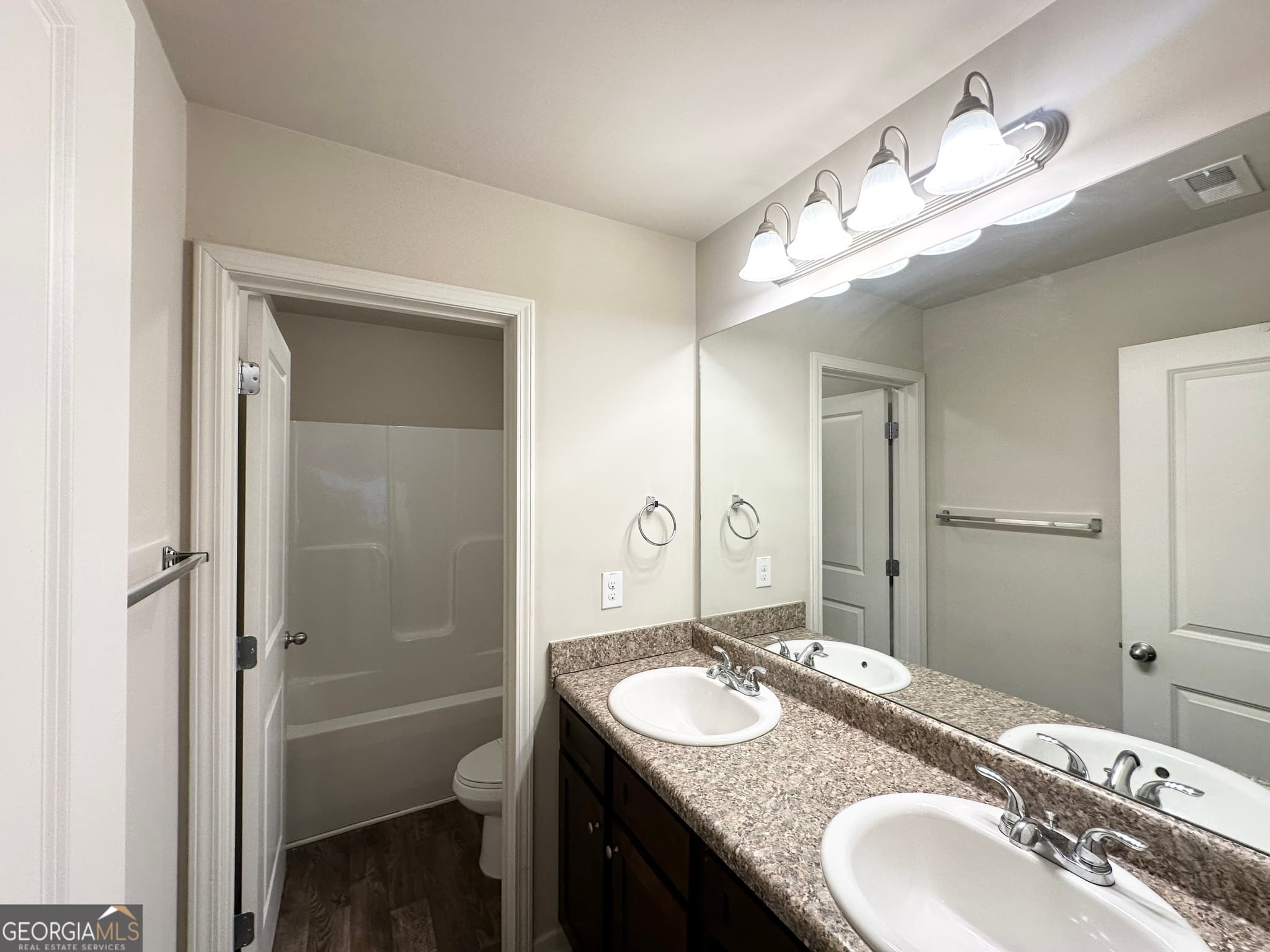 4 bedroom, 2.5 bathroom, 2,301 sq ft single family residence for sale at 138 Donegal Way, Dallas, GA 30132 — photo 10