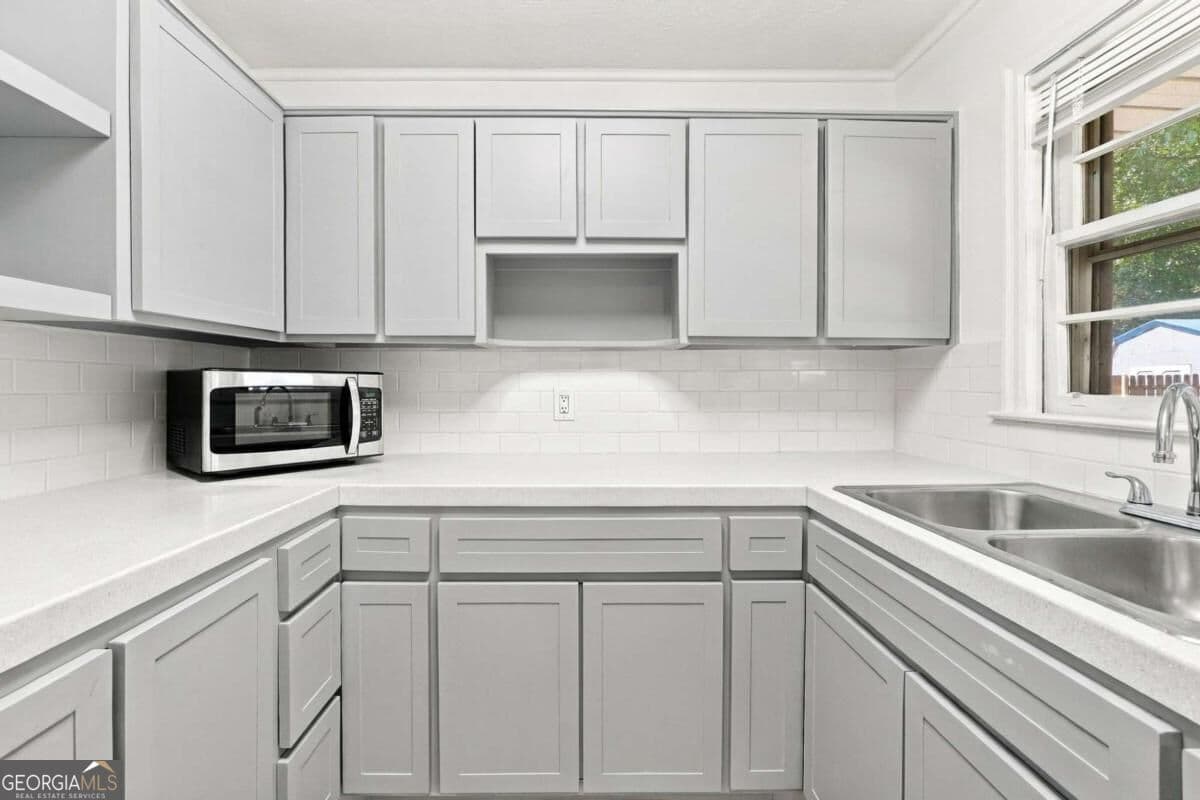 3 bedroom, 1 bathroom, 1,150 sq ft single family residence for sale at 179 Long Drive, Marietta, GA 30060 — photo 8
