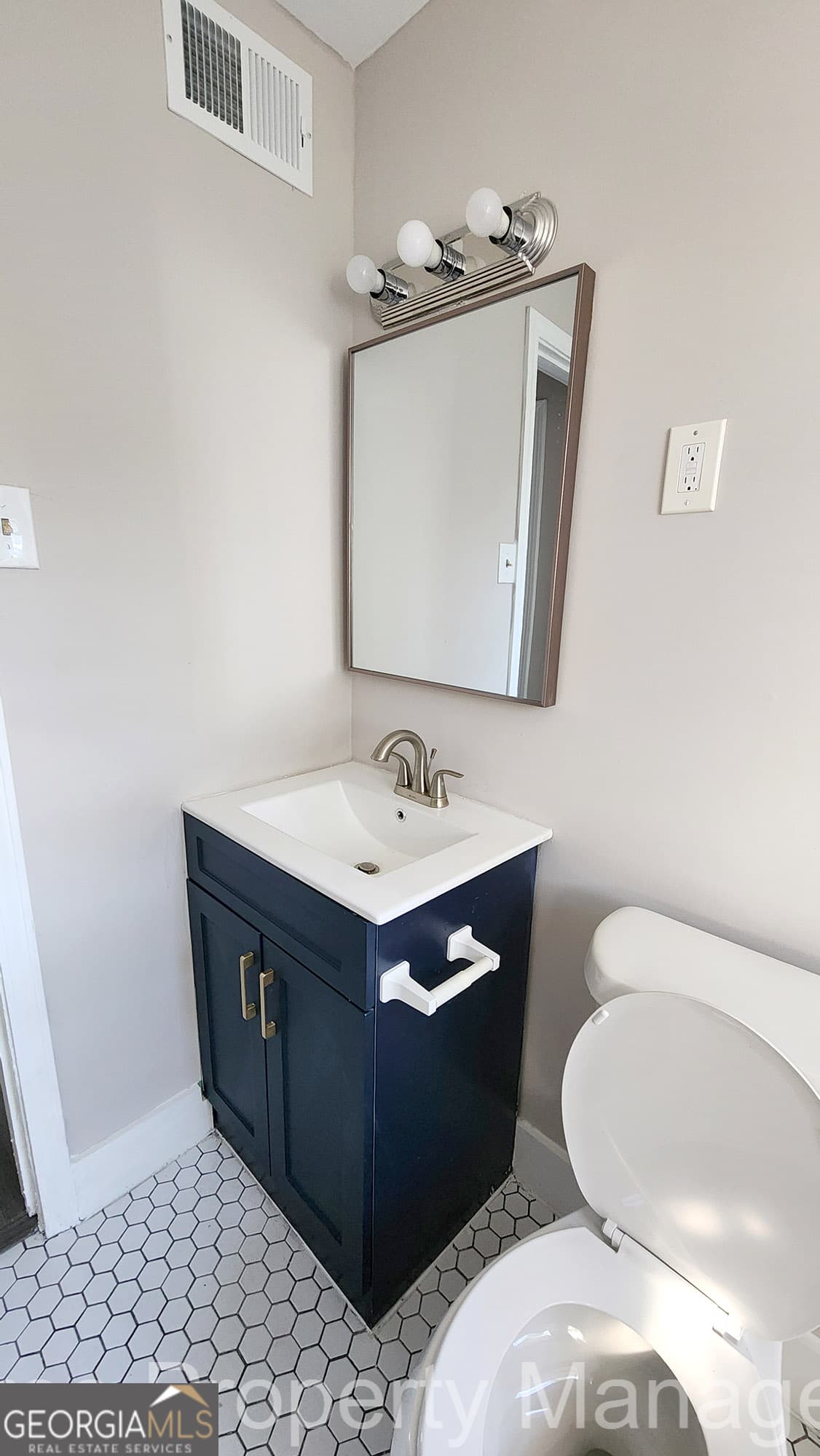 2 bedroom, 1 bathroom, 800 sq ft apartment for rent at 20 Griffin Street 9, Atlanta, GA 30314 for $1,250 a month — photo 10
