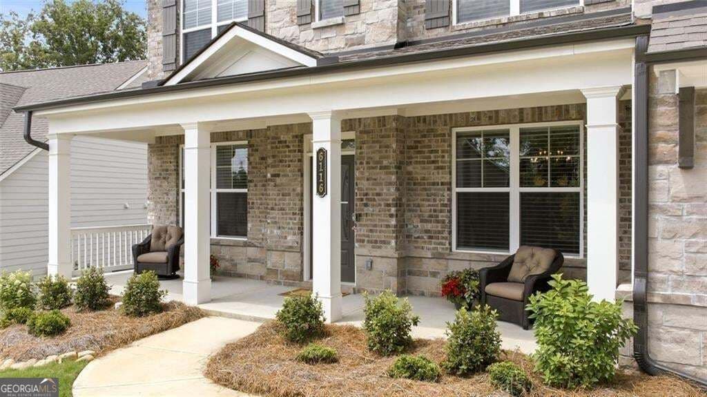 5 bedroom, 4 bathroom, 3,776 sq ft single family residence for sale at 6116 Black Pear Lane, Gainesville, GA 30506 — photo 3