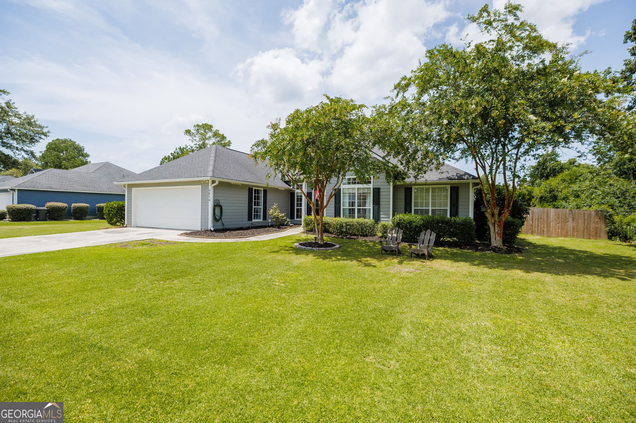 4 bedroom, 3 bathroom, 2,222 sq ft single family residence for sale at 4614 Briarberry Drive, Valdosta, GA 31602 — photo 2