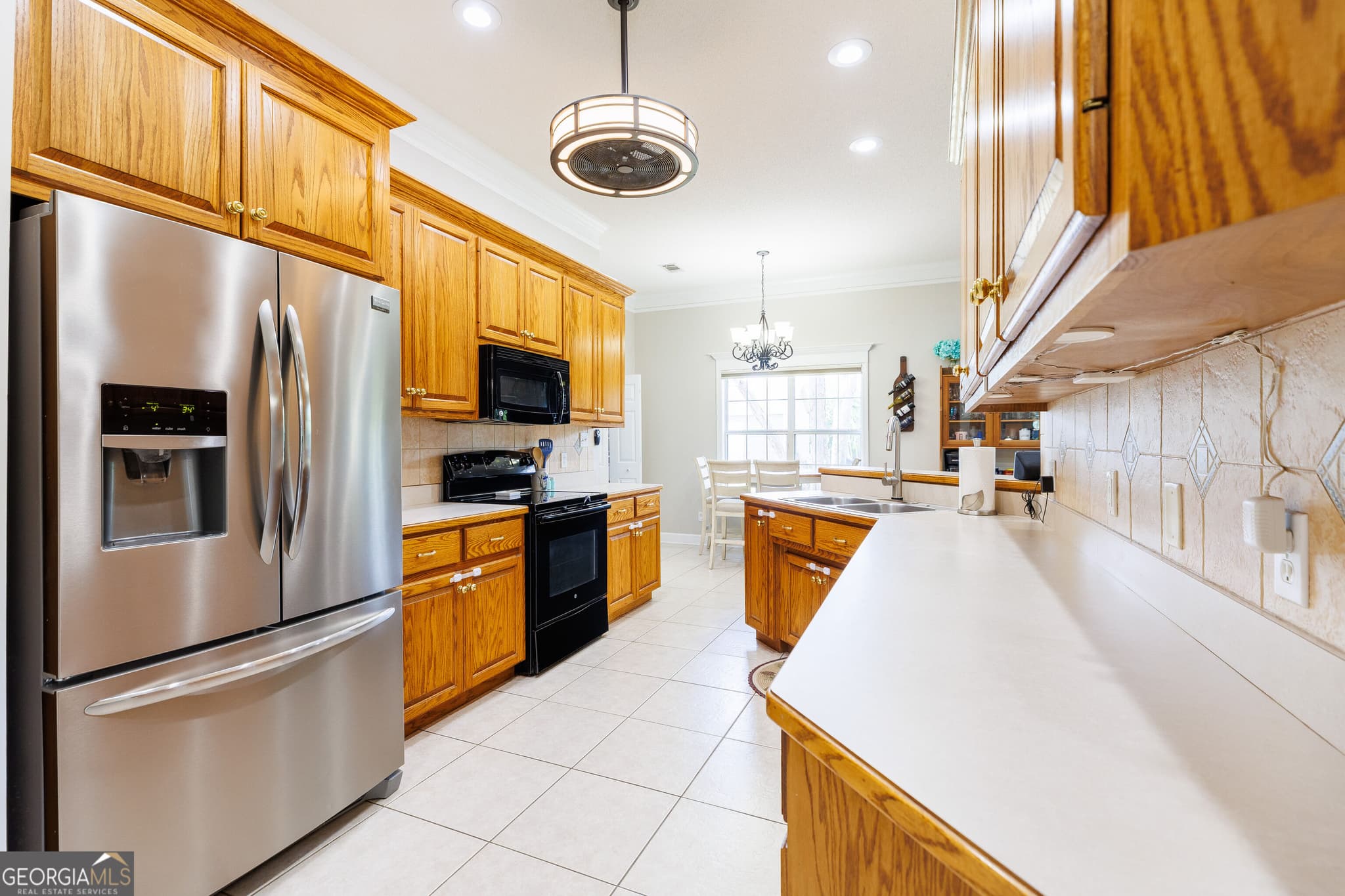 4 bedroom, 3 bathroom, 2,222 sq ft single family residence for sale at 4614 Briarberry Drive, Valdosta, GA 31602 — photo 9