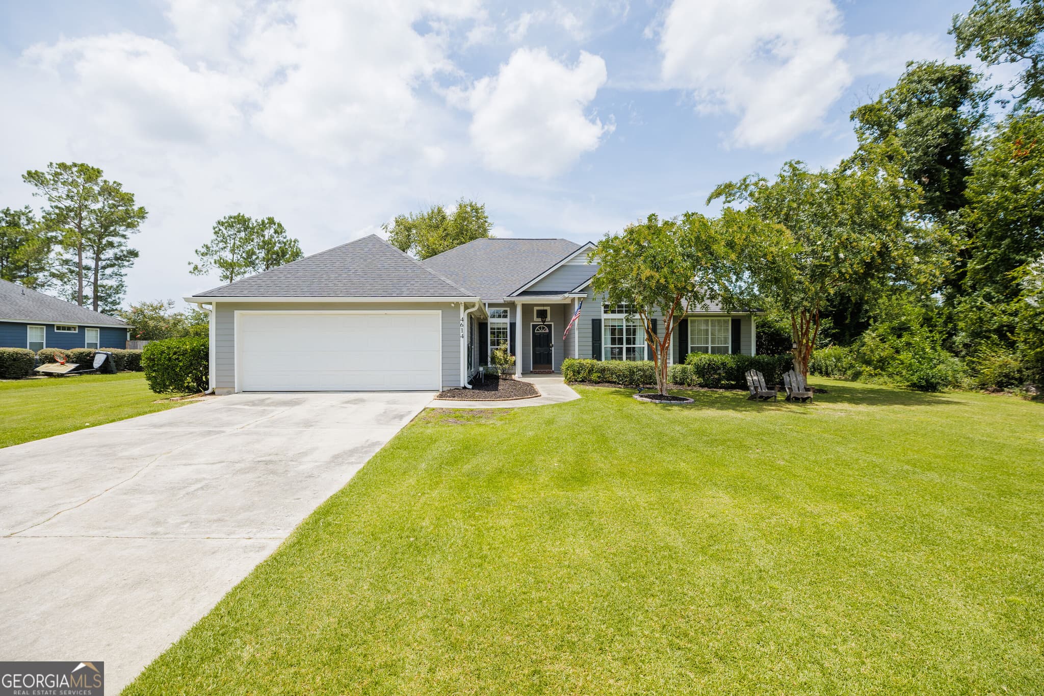4 bedroom, 3 bathroom, 2,222 sq ft single family residence for sale at 4614 Briarberry Drive, Valdosta, GA 31602 — photo 4