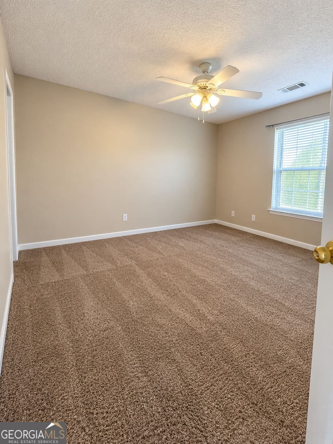 2 bedroom, 2 bathroom, 1,209 sq ft townhouse for sale at 1775 Summerwoods Lane, Griffin, GA 30224 — photo 7