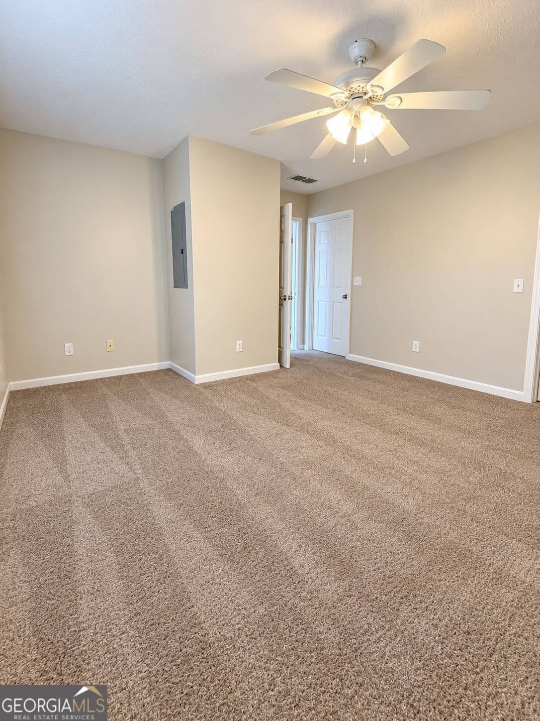 2 bedroom, 2 bathroom, 1,209 sq ft townhouse for sale at 1775 Summerwoods Lane, Griffin, GA 30224 — photo 8