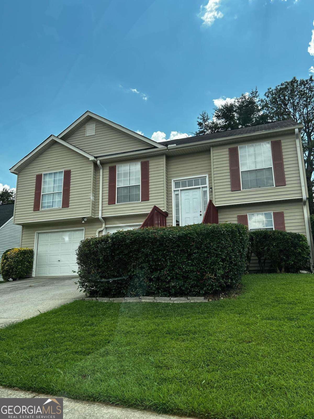 3 bedroom, 2 bathroom single family residence for sale at 8257 Mountain Pass, Riverdale, GA 30274 — photo 2