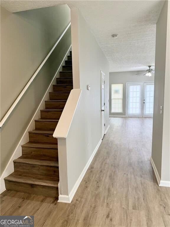 3 bedroom, 2.5 bathroom townhouse for rent at 4153 Park Chase Drive, East Point, GA 30344 for $1,795 a month — photo 3