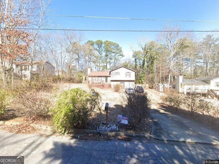 3 bedroom, 2 bathroom, 1,800 sq ft single family residence for sale at 5978 Sumter Drive, Douglasville, GA 30135 — photo 1 of 1
