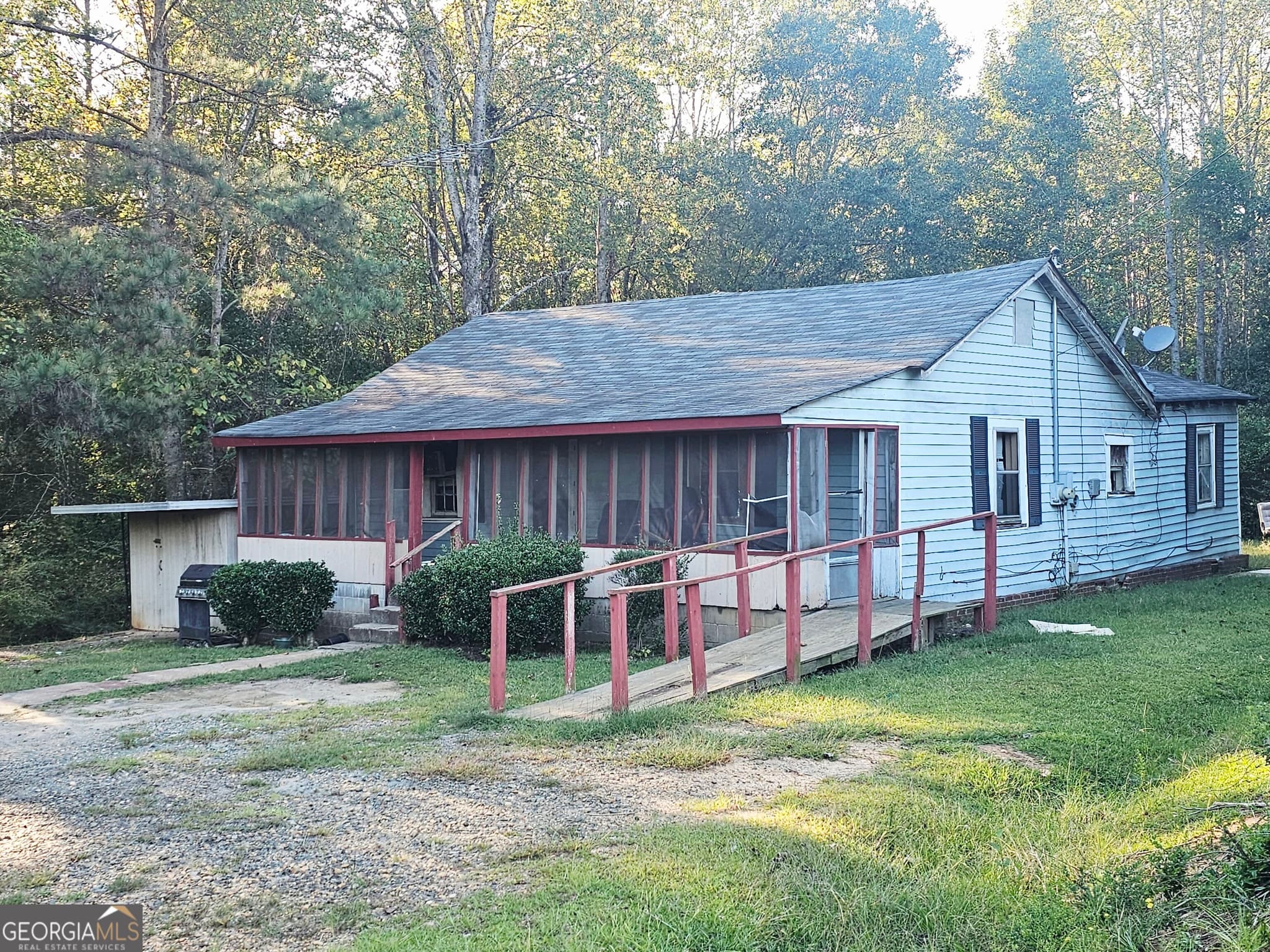 3 bedroom, 1 bathroom, 1,200 sq ft single family residence for sale at 4393 Victory Road, Franklin, GA 30217 — photo 2