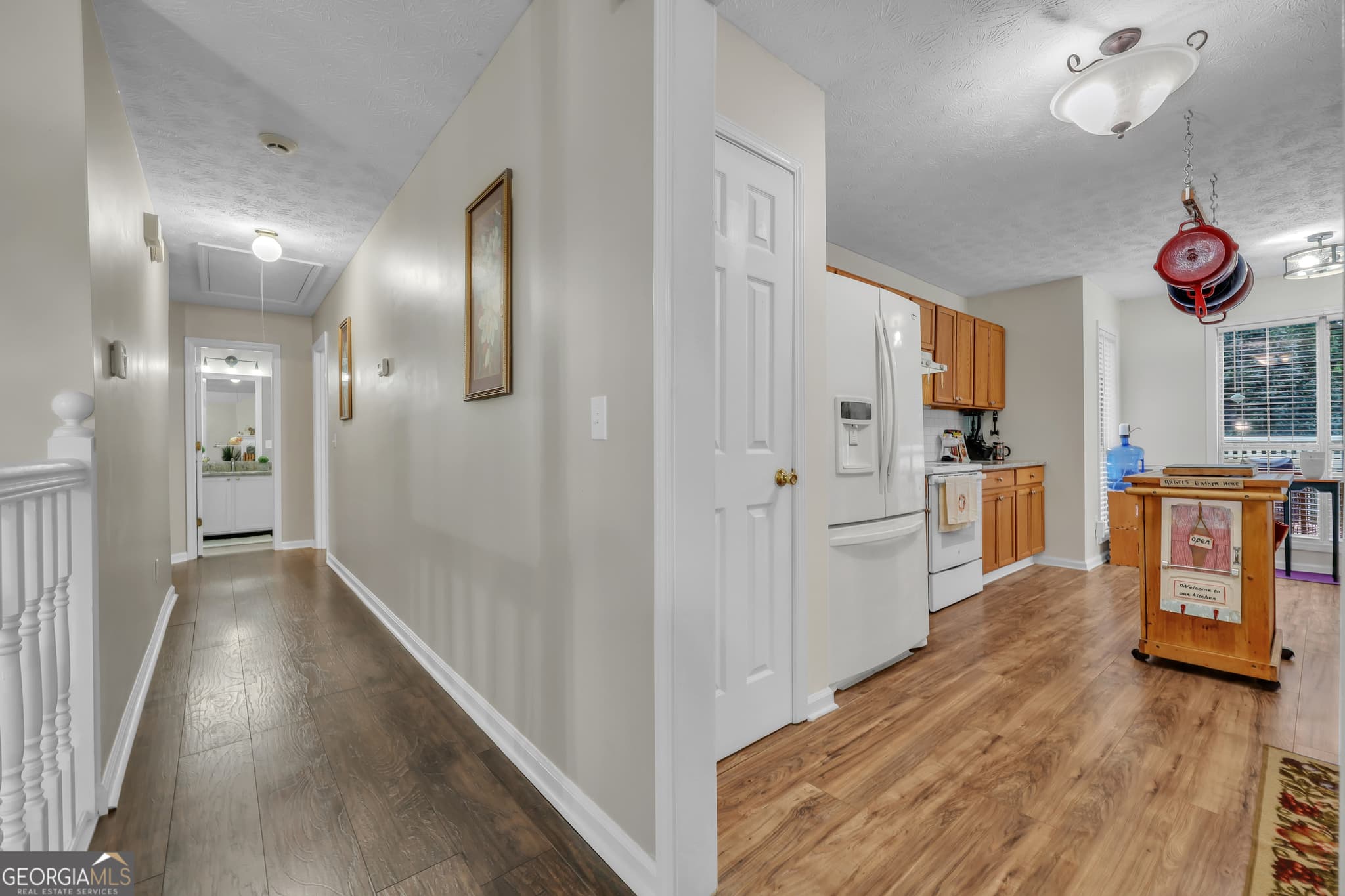 3 bedroom, 2.5 bathroom, 2,600 sq ft single family residence for sale at 401 Nicole Court, Winder, GA 30680 — photo 9
