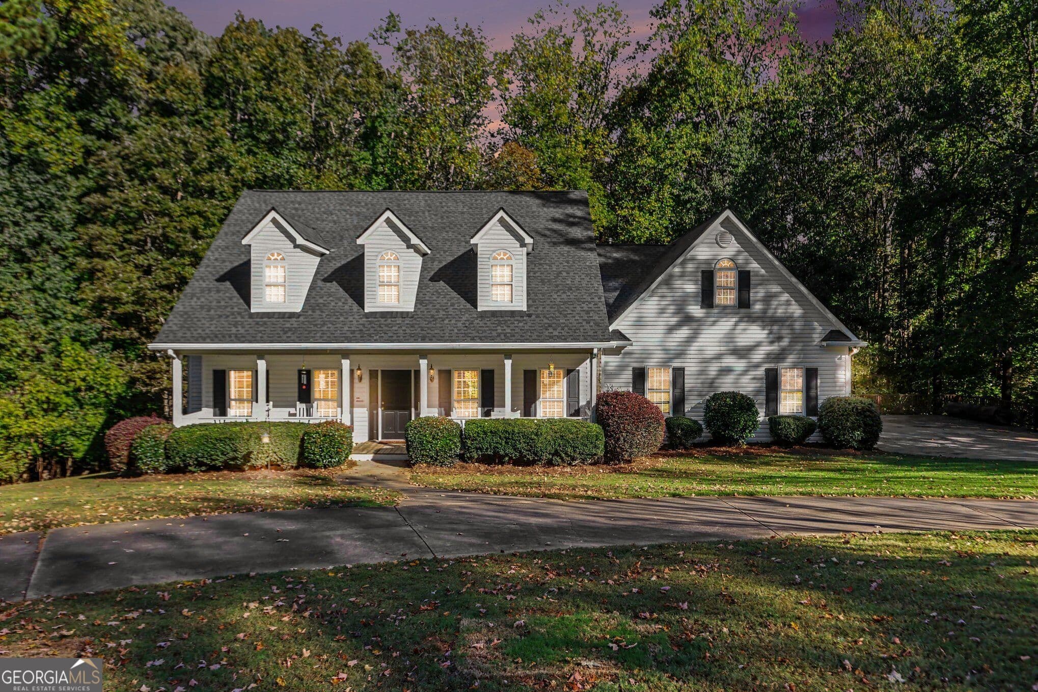 3 bedroom, 4.5 bathroom, 3,352 sq ft single family residence for sale at 235 Line Creek Cir, Sharpsburg, GA 30277