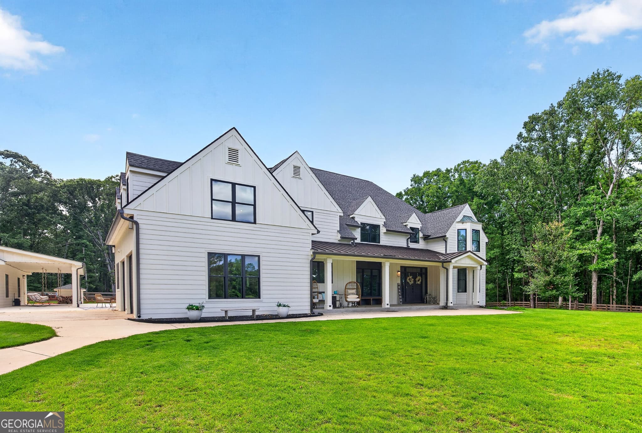 5 bedroom, 3.5 bathroom, 5,666 sq ft single family residence for sale at 583 Padgett Road, Senoia, GA 30276 — photo 9