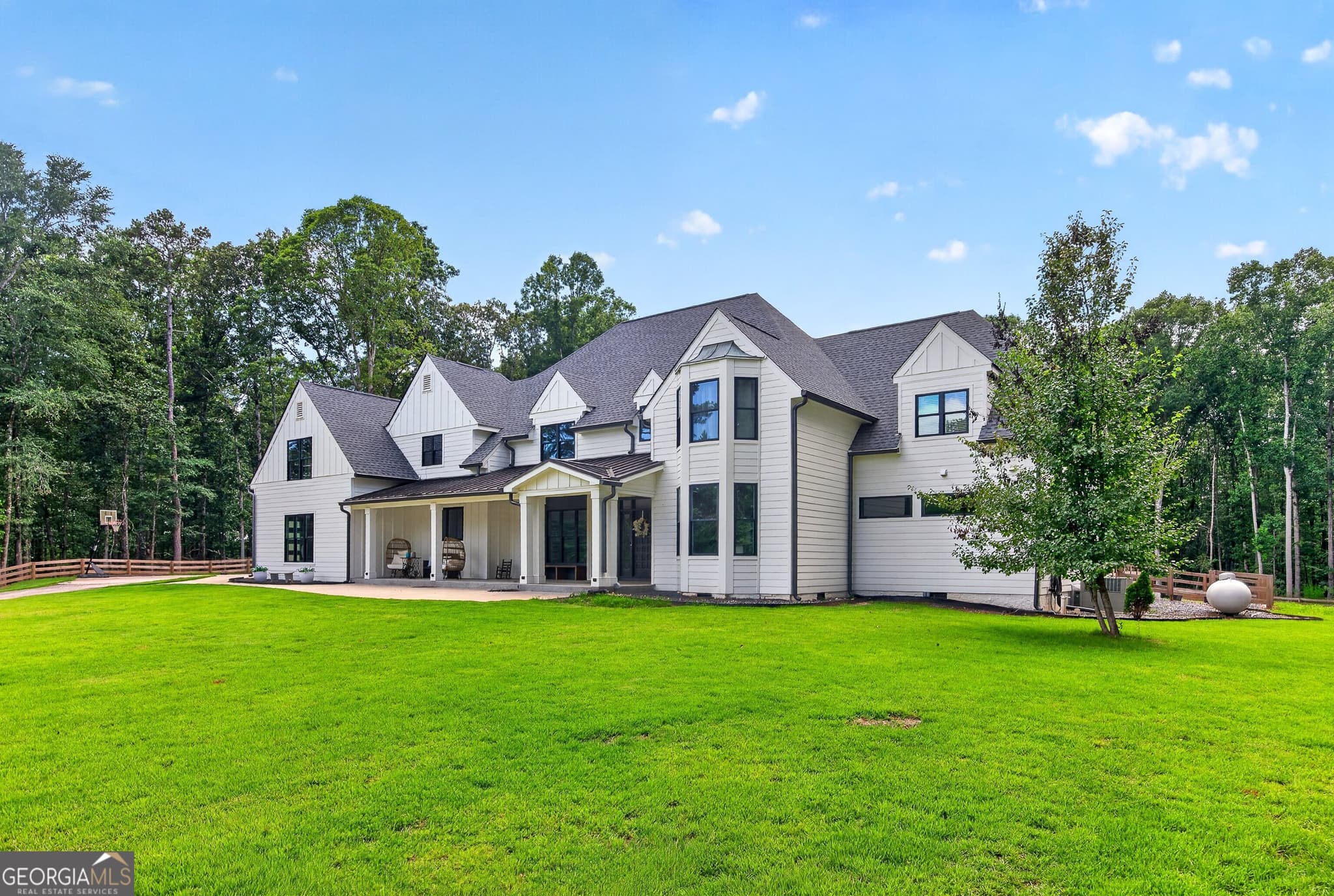 5 bedroom, 3.5 bathroom, 5,666 sq ft single family residence for sale at 583 Padgett Road, Senoia, GA 30276 — photo 8