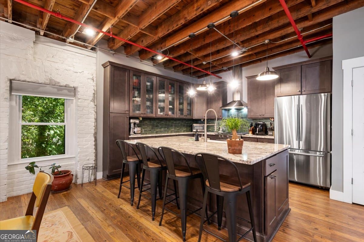 2 bedroom, 2 bathroom, 2,108 sq ft loft,condominium for sale at 585 White Circle 402, Athens, GA 30605 — photo 8