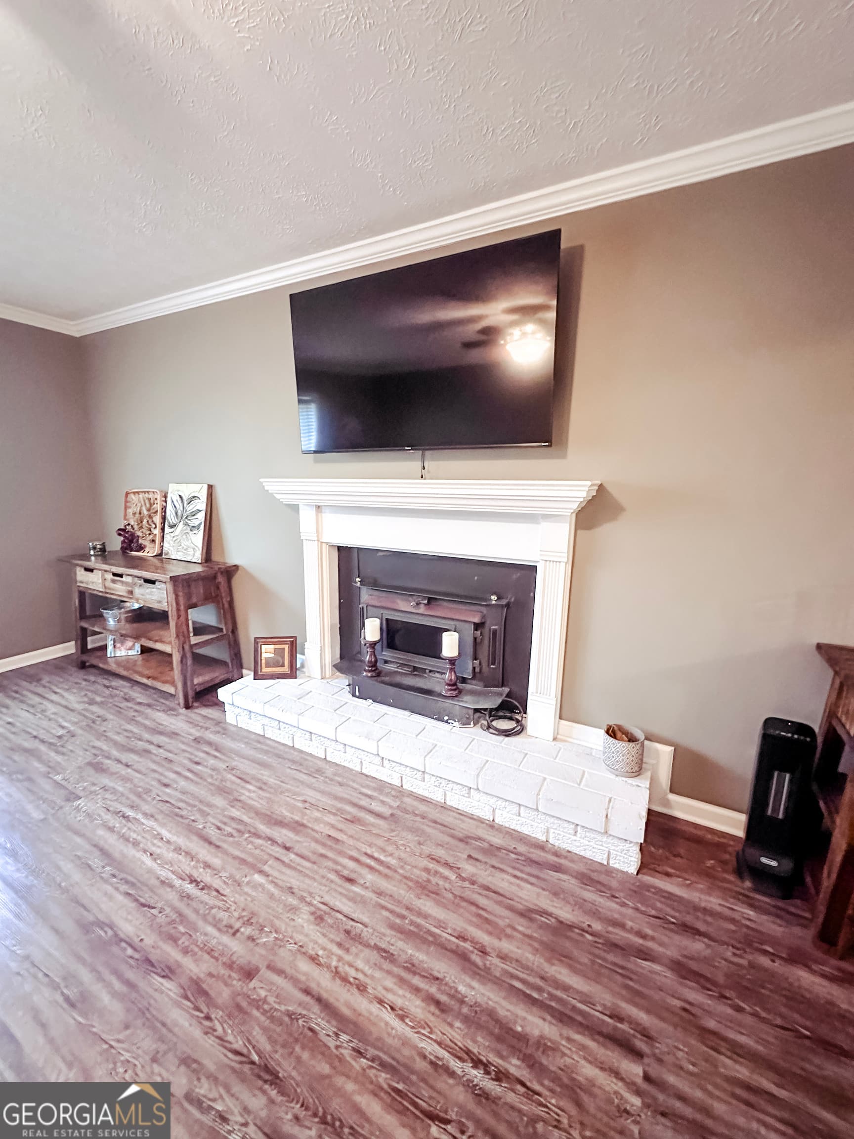 3 bedroom, 2 bathroom, 1,902 sq ft single family residence for sale at 657 GA Hwy 147, Reidsville, GA 30453 — photo 6