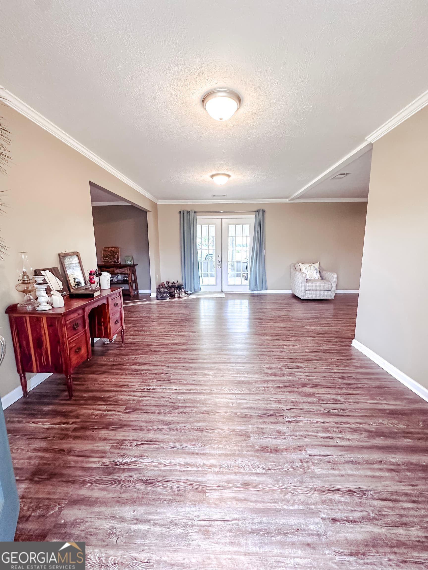 3 bedroom, 2 bathroom, 1,902 sq ft single family residence for sale at 657 GA Hwy 147, Reidsville, GA 30453 — photo 3