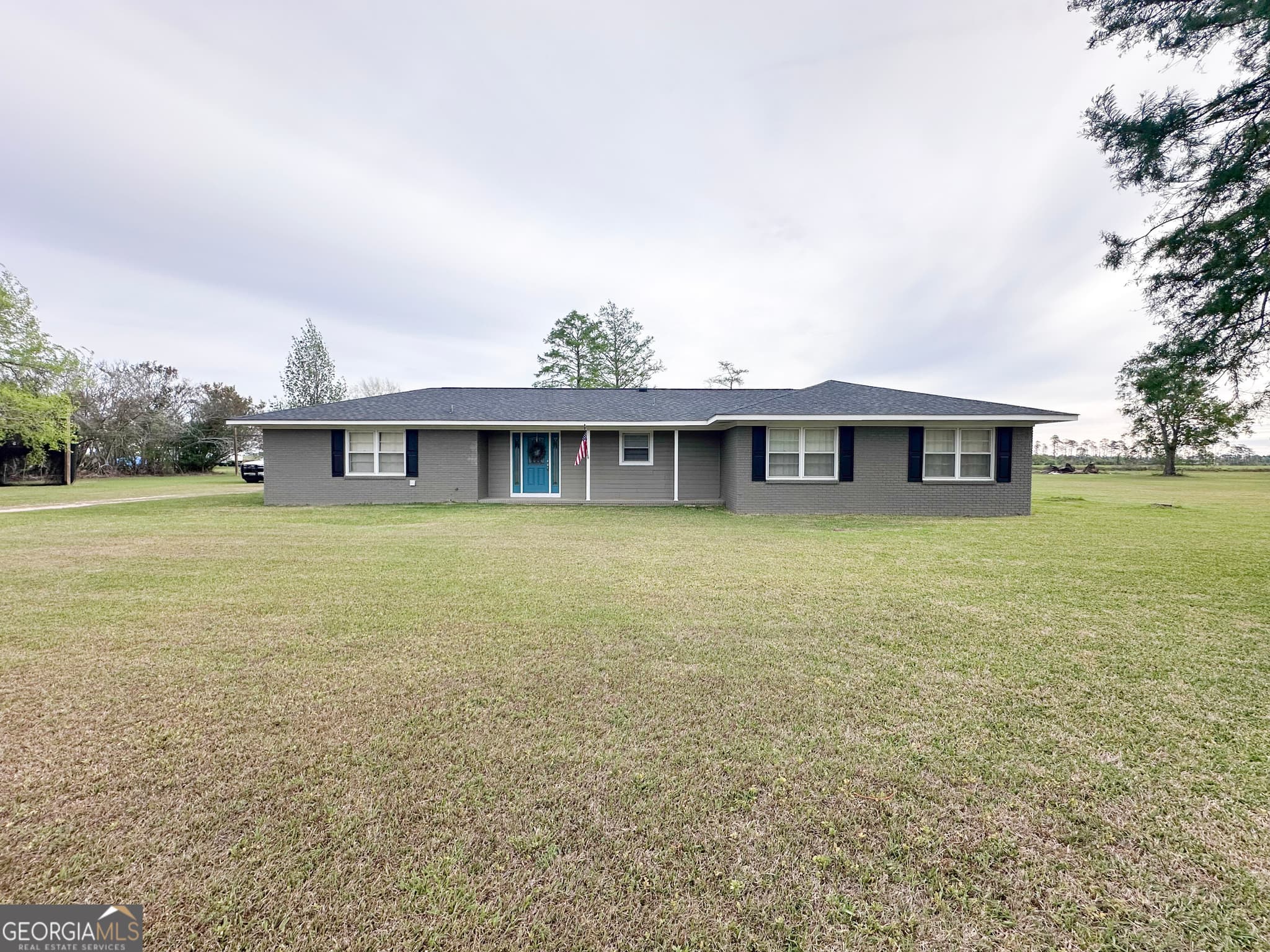 3 bedroom, 2 bathroom, 1,902 sq ft single family residence for sale at 657 GA Hwy 147, Reidsville, GA 30453