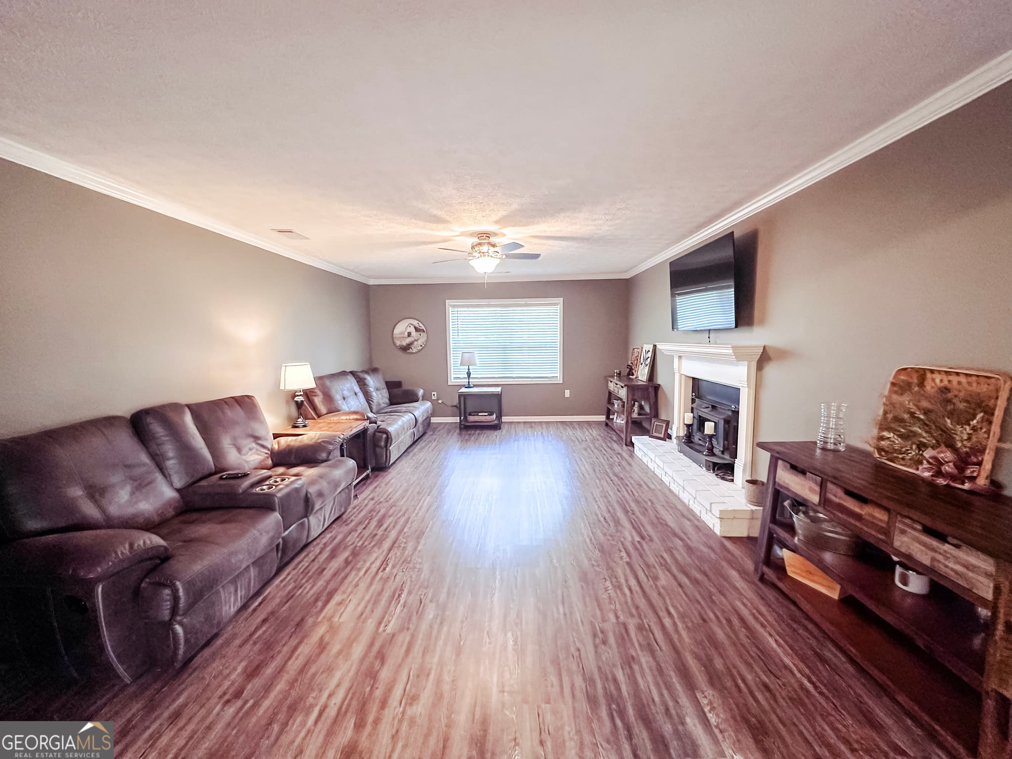 3 bedroom, 2 bathroom, 1,902 sq ft single family residence for sale at 657 GA Hwy 147, Reidsville, GA 30453 — photo 5