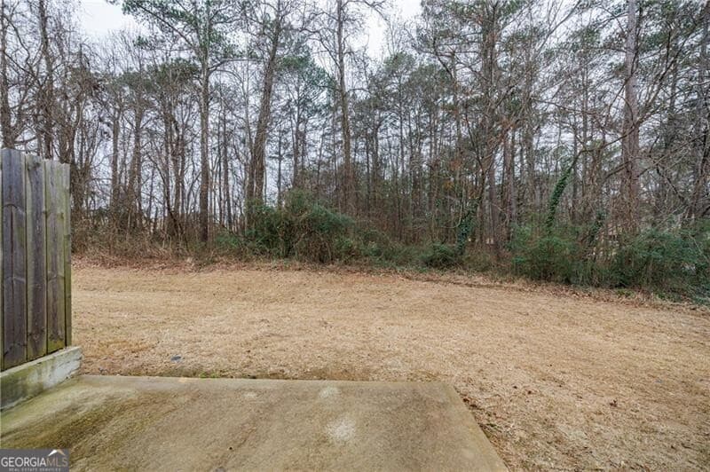 3 bedroom, 2.5 bathroom, 1,968 sq ft townhouse for sale at 3413 Endurance Court, Atlanta, GA 30349 — photo 6