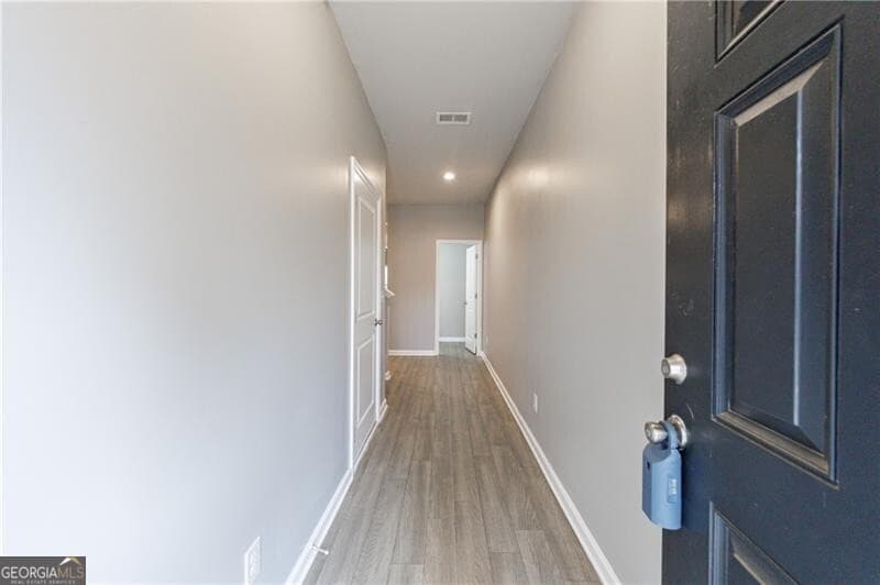 3 bedroom, 2.5 bathroom, 1,968 sq ft townhouse for sale at 3413 Endurance Court, Atlanta, GA 30349 — photo 7