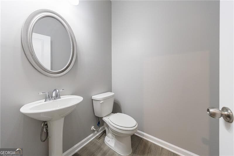3 bedroom, 2.5 bathroom, 1,968 sq ft townhouse for sale at 3413 Endurance Court, Atlanta, GA 30349 — photo 9