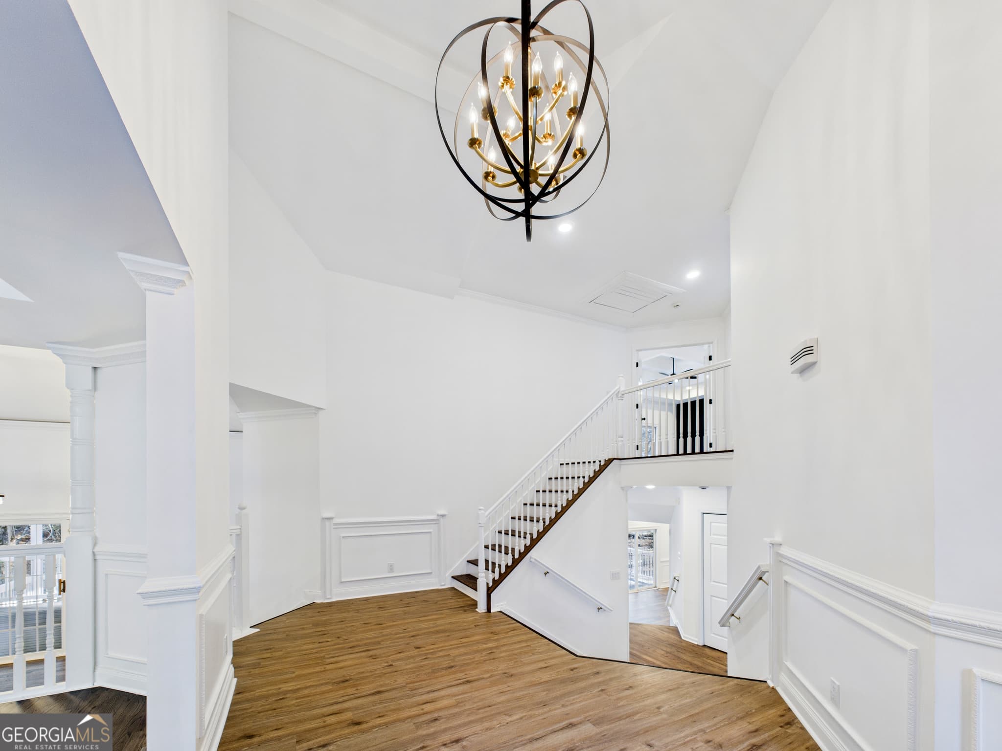 6 bedroom, 4 bathroom, 5,115 sq ft single family residence for sale at 5302 Greenway Drive, Villa Rica, GA 30180 — photo 6