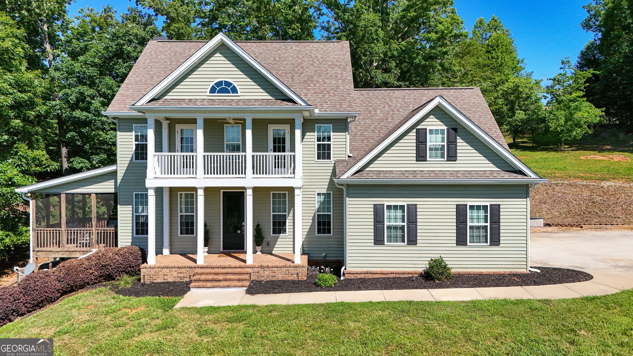 5 bedroom, 4 bathroom, 2,978 sq ft single family residence for sale at 1917 Albert Reid Road, Cleveland, GA 30528 — photo 3